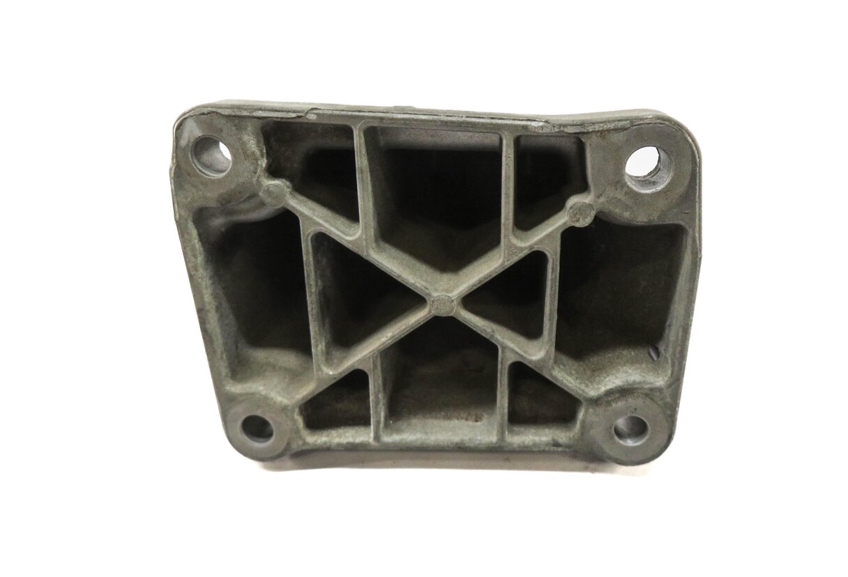 Thumbnail 3: 2014 RANGE ROVER (L405) 5.0L SUPERCHARGED ENGINE LEFT MOTOR MOUNT BRACKET