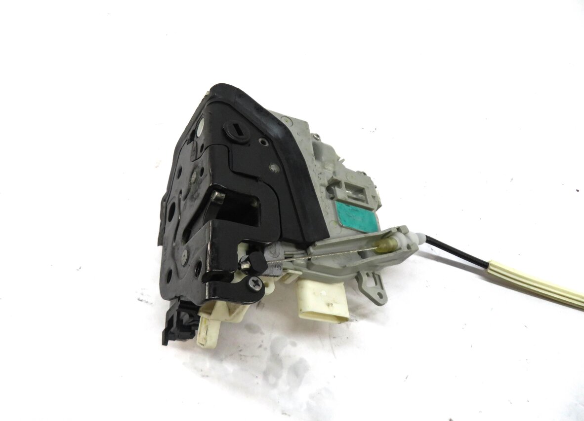 Thumbnail 3: 10-20 VW PORSCHE AUDI A3 A4 A8 S3 S4 Q5 MACAN PANAMERA - LEFT REAR DOOR LATCH