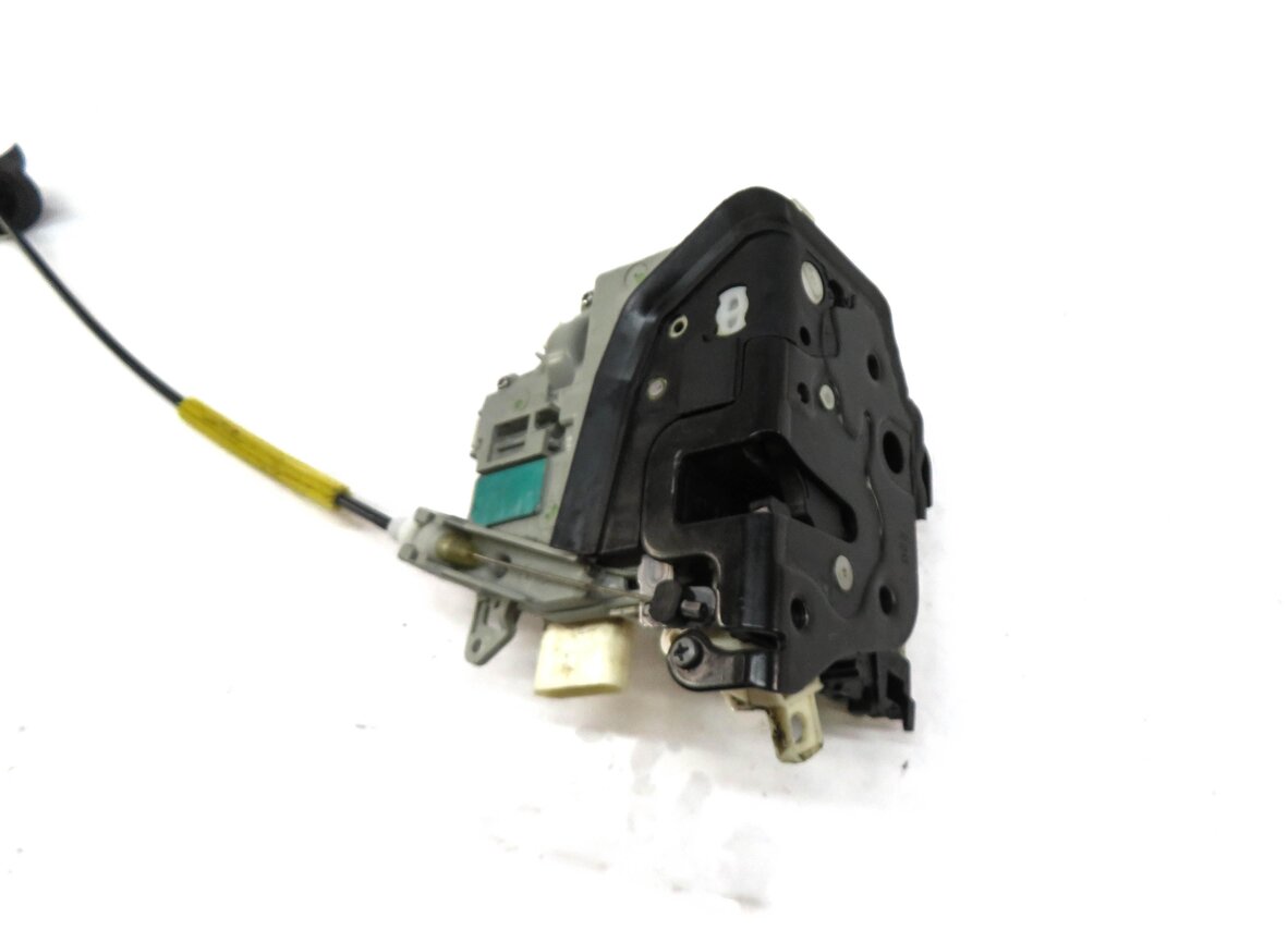 Thumbnail 3: 2010-2019 AUDI / PORSCHE A4 S4 A5 S5 A6 Q3 Q5 Q7 TT 911 - RIGHT FRONT DOOR LATCH