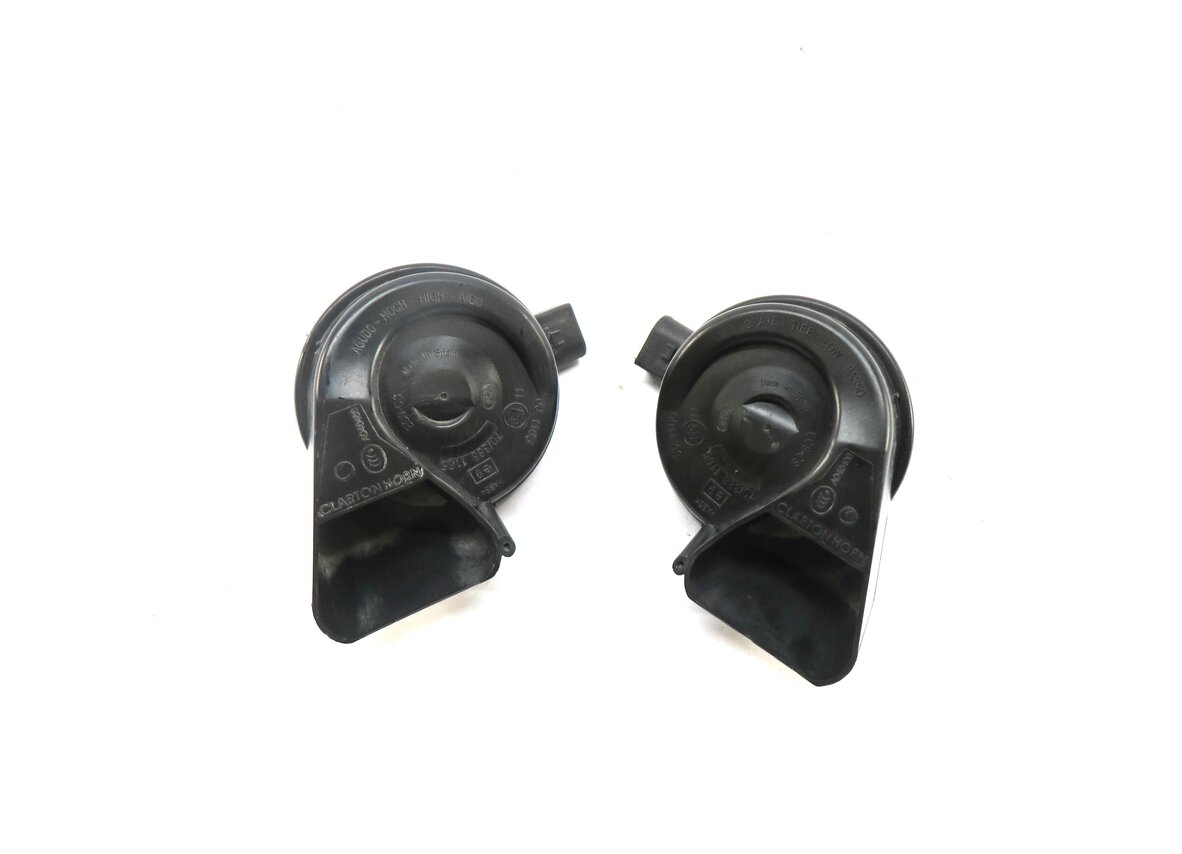 Thumbnail 2: 2008-2017 AUDI A4 A5 S4 S5 Q5 (B8 8K 8R 8T) HIGH & LOW TONE SAFETY HORN SET