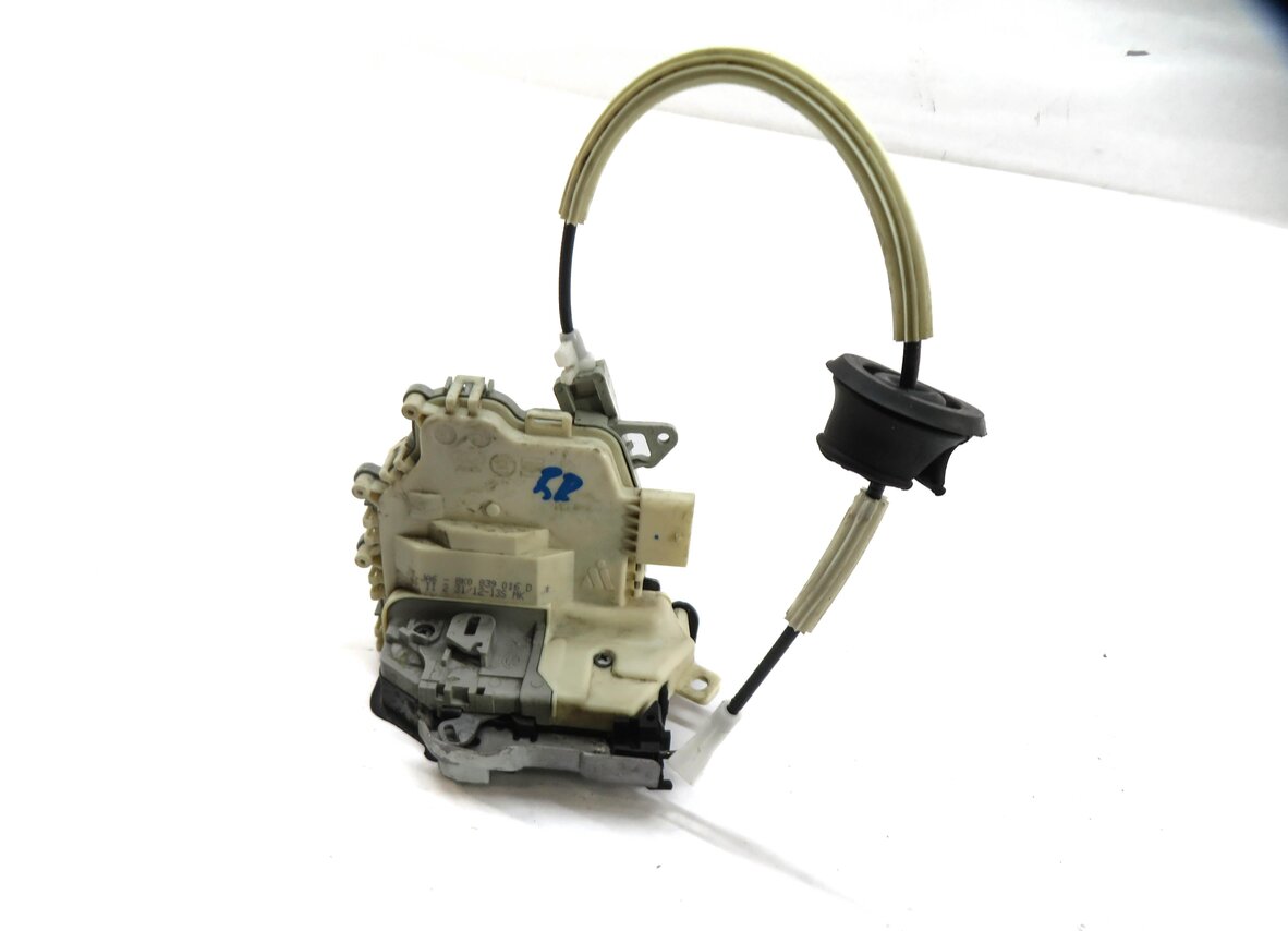Thumbnail 2: 10-18 AUDI A3 A4 A8 Q3 Q5 S3 S4 SQ5 S8 (B8 D4 4H 8K 8R 8V) RIGHT REAR DOOR LATCH