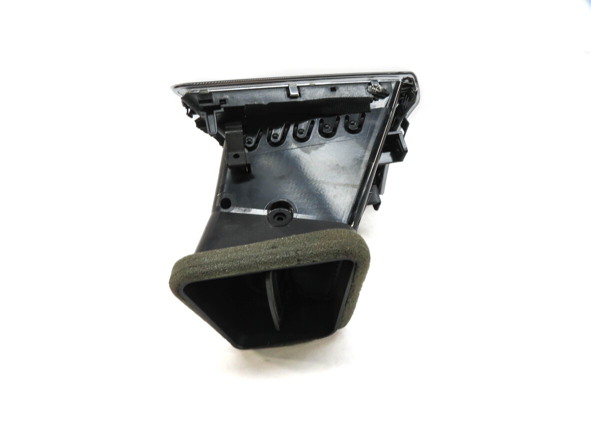 Thumbnail 3: 2013 AUDI Q5 (B8 8R) LEFT FRONT DRIVER OUTER DASH HEATER A/C AIR VENT