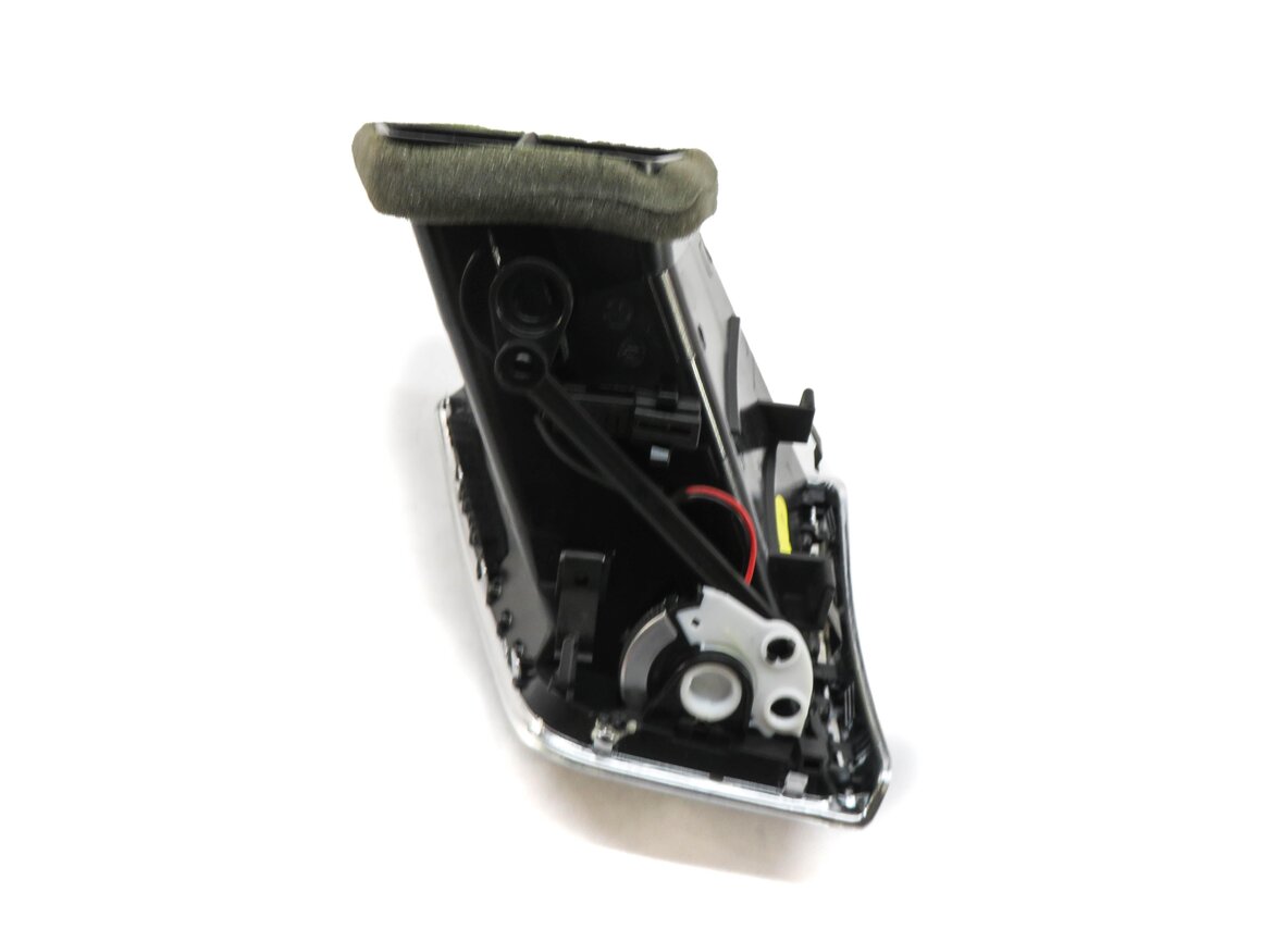 Thumbnail 4: 2013 AUDI Q5 (B8 8R) LEFT FRONT DRIVER OUTER DASH HEATER A/C AIR VENT