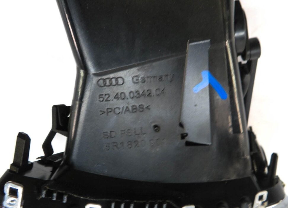 Thumbnail 5: 2013 AUDI Q5 (B8 8R) LEFT FRONT DRIVER OUTER DASH HEATER A/C AIR VENT