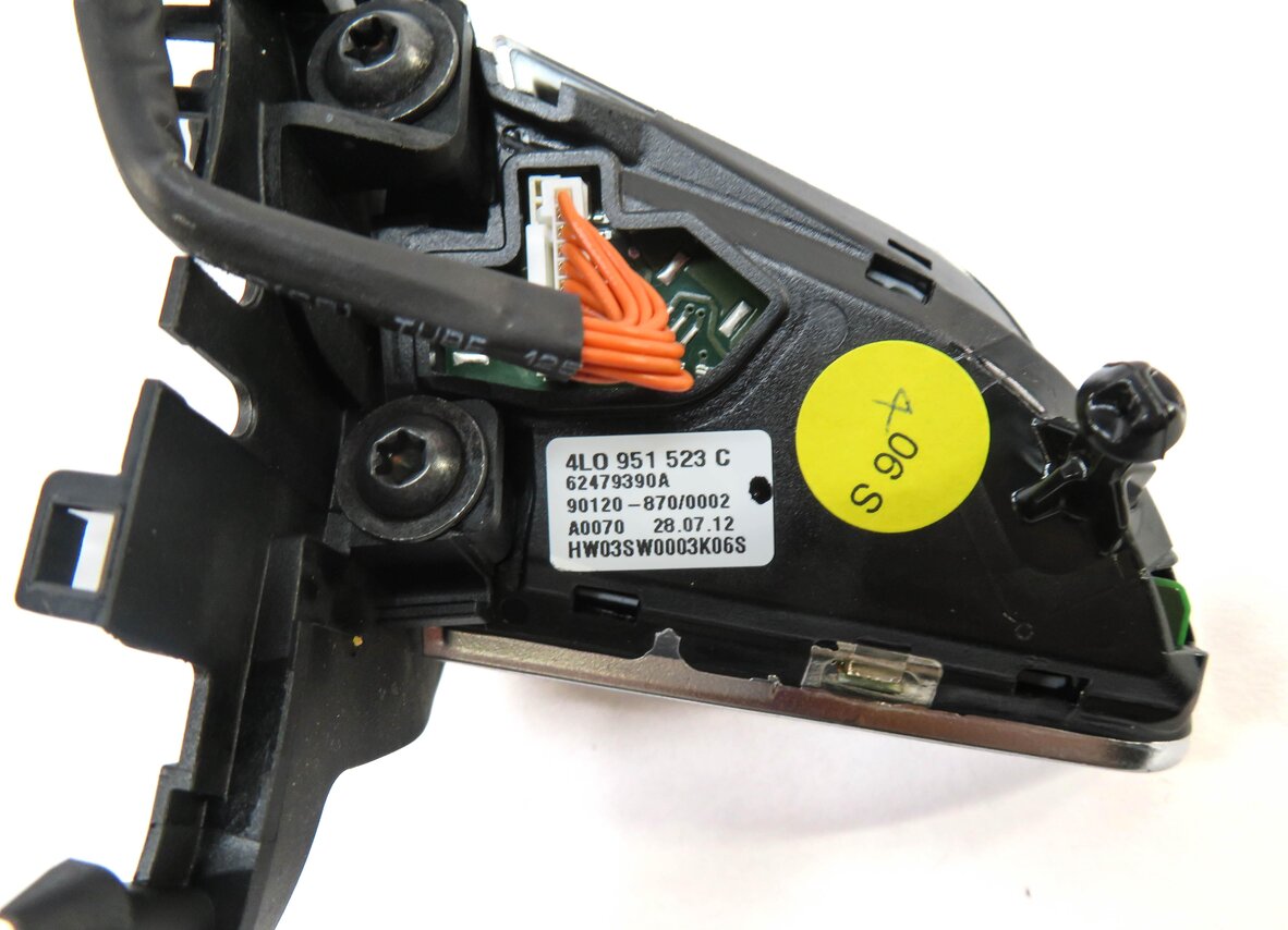Thumbnail 8: 2013 AUDI Q5 (B8 8R) STEERING WHEEL SWITCH BUTTON SET w/ TRIM