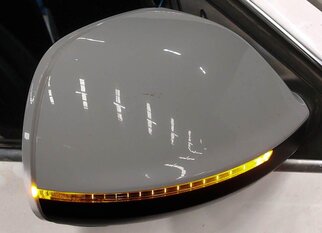 Thumbnail 2: 09-14 AUDI Q5 (8R) RIGHT P-FOLD HEAT AUTODIM MEMORY DOOR MIRROR w/ LIGHT (WHITE)