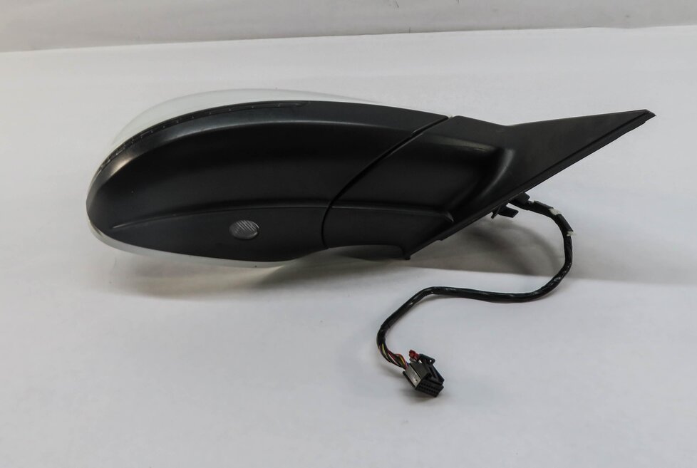 Thumbnail 6: 09-14 AUDI Q5 (8R) RIGHT P-FOLD HEAT AUTODIM MEMORY DOOR MIRROR w/ LIGHT (WHITE)