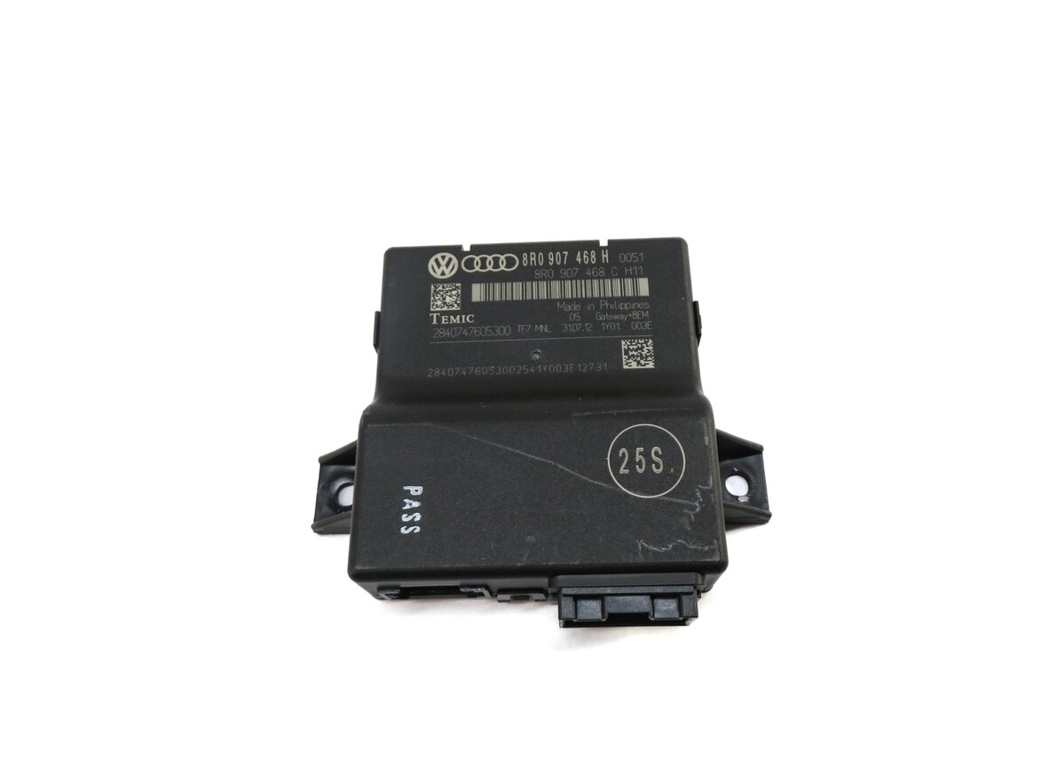 Thumbnail 9: 2013 AUDI Q5 (B8 8R) 2.0L CPMA TURBO ENGINE ECM BCM IMMOBILIZER MODULE KEY SET