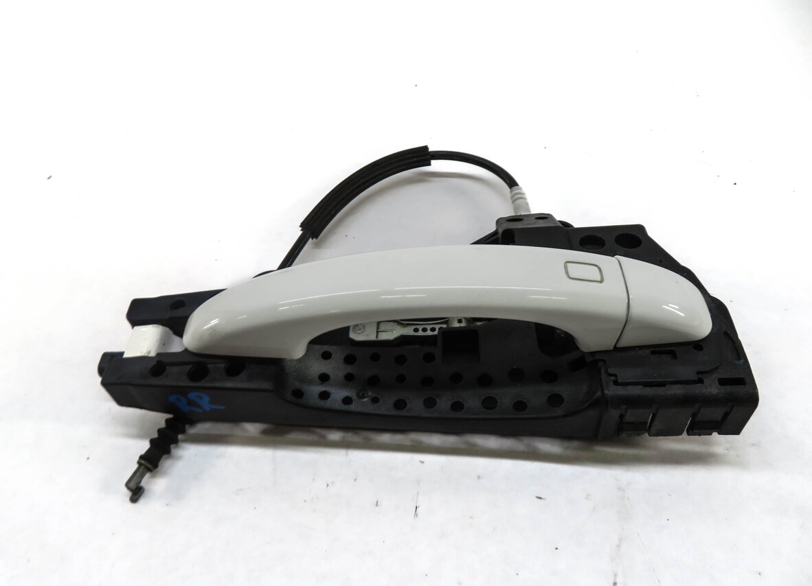 Thumbnail 2: 2009-2017 AUDI A4 S4 Q5 (B8 8K 8R) RIGHT REAR KEYLESS DOOR HANDLE (IBIS WHITE)