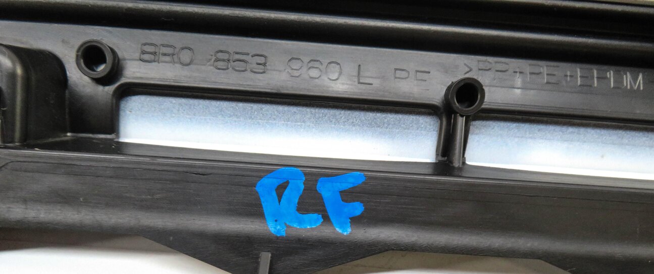Thumbnail 6: 2013 AUDI Q5 (B8 8R) RIGHT FRONT PASSENGER DOOR MOULDING RUNNER TRIM (WHITE)