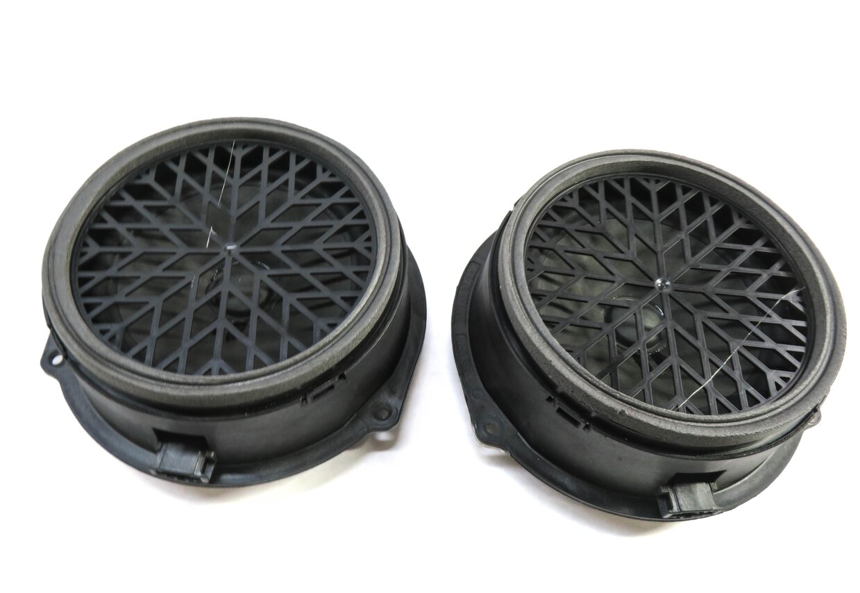 Thumbnail 2: 2013 AUDI Q5 (B8 8R) RADIO STEREO BANG & OLUFSEN AUDIO SUB SUBWOOFER SPEAKER SET