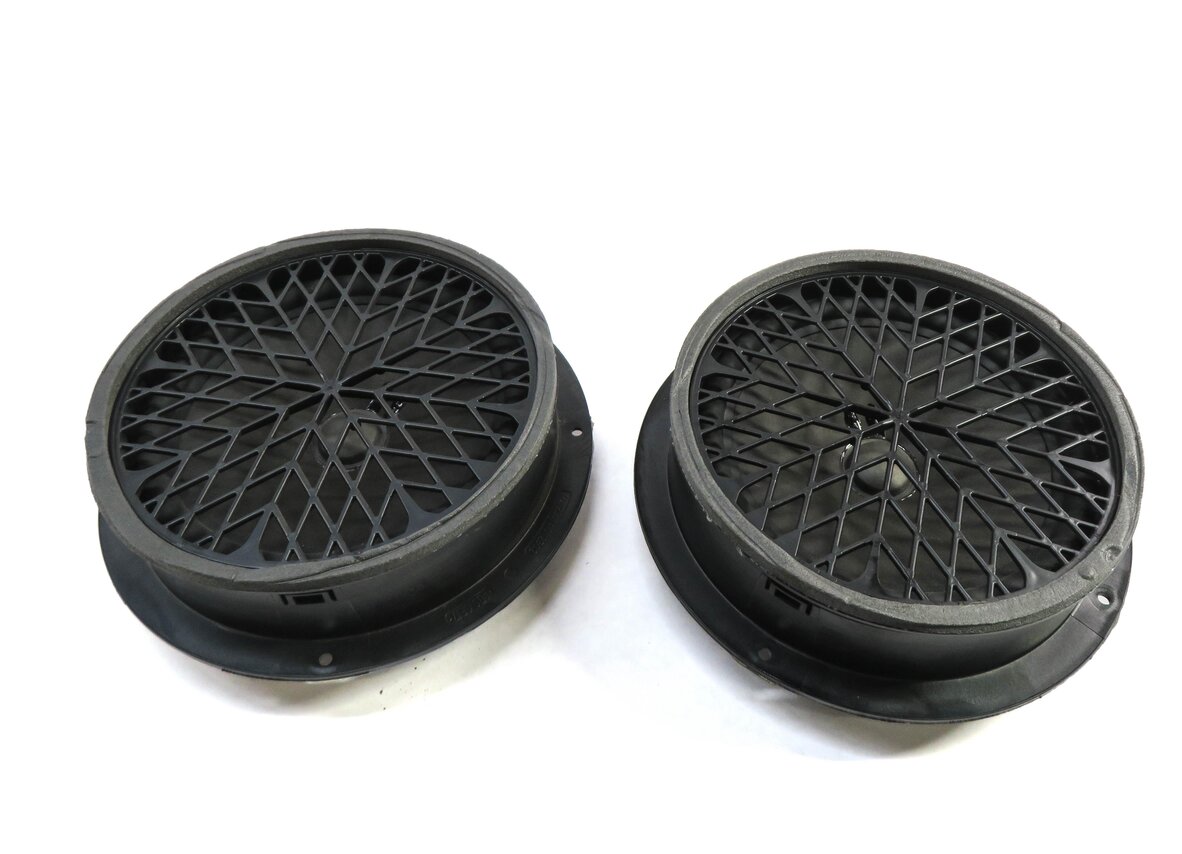 Thumbnail 4: 2013 AUDI Q5 (B8 8R) RADIO STEREO BANG & OLUFSEN AUDIO SUB SUBWOOFER SPEAKER SET