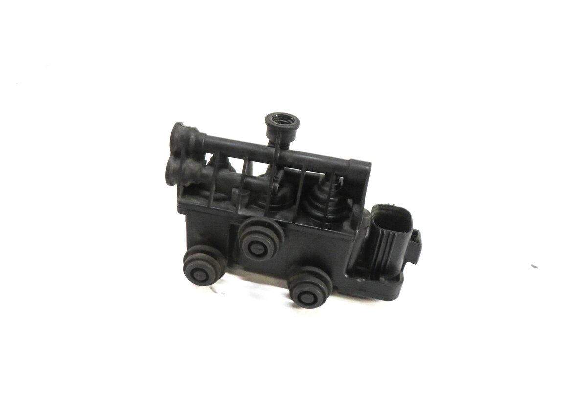 2008 RANGE ROVER SPORT (L320) AIR SUSPENSION TRANSFER RELIEF VALVE RVH00055