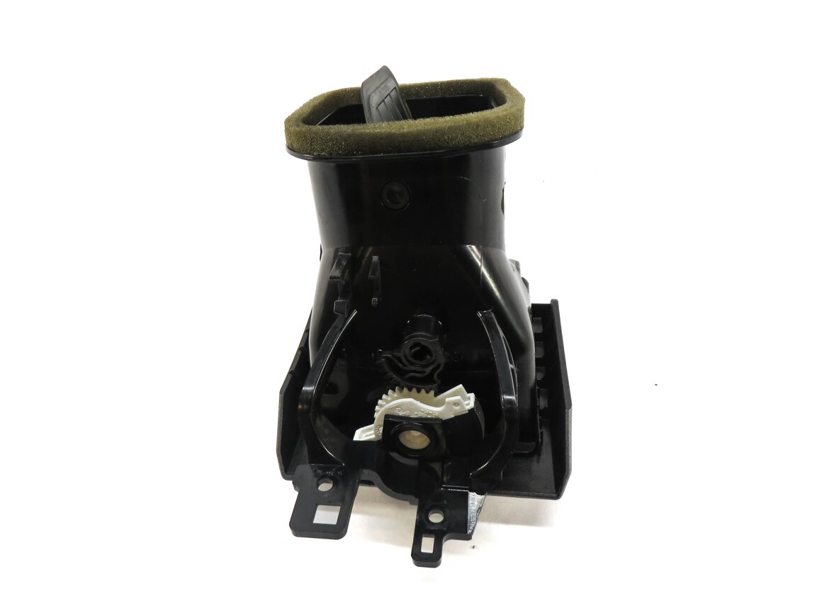 Thumbnail 4: 08 RANGE ROVER SPORT L320 FRONT RIGHT PASSENGER INNER CENTER A/C HEATER AIR VENT