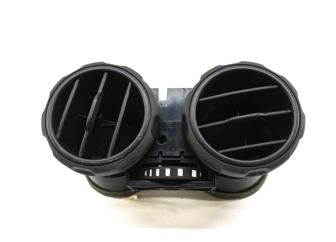 Thumbnail 2: 2008 RANGE ROVER SPORT (L320) REAR CENTER CONSOLE A/C HEATER AIR VENT JBD500062
