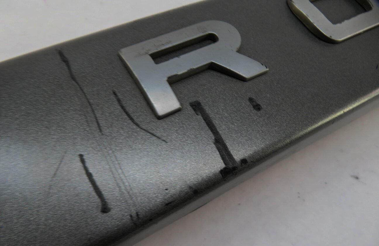Thumbnail 6: 2008 RANGE ROVER SPORT (L320) REAR TRUNK HATCH TRIM PANEL DGP000192