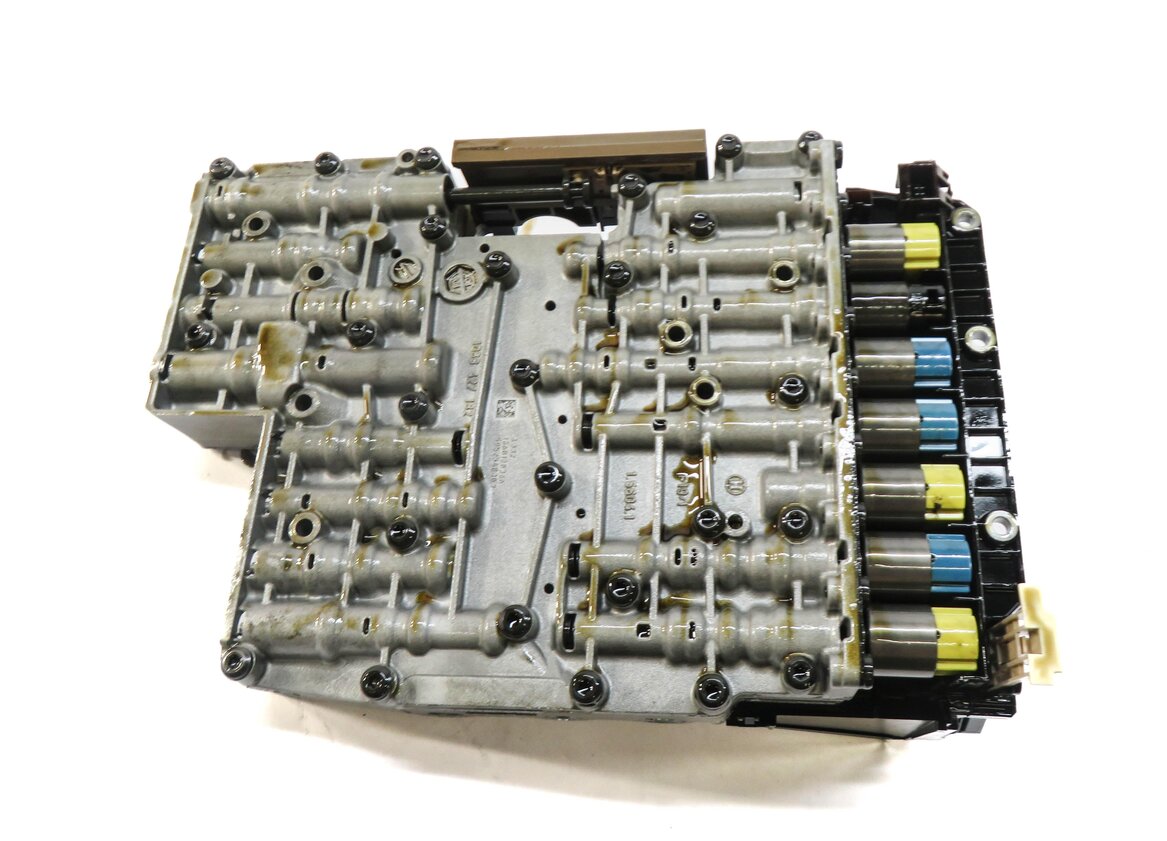 Thumbnail 5: 2006-2009 RANGE ROVER SPORT (L320 L322) 4.2L 6HP-26 A/T TRANSMISSION VALVE BODY