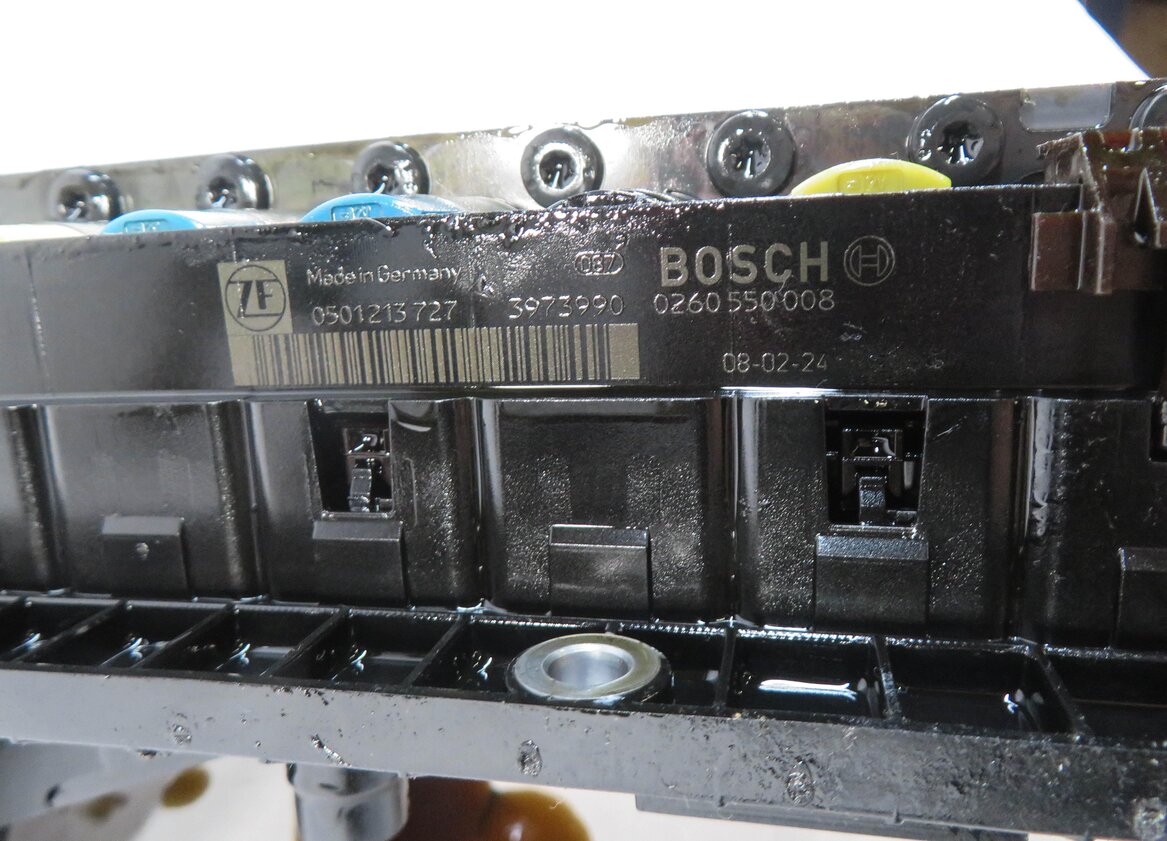 Thumbnail 7: 2006-2009 RANGE ROVER SPORT (L320 L322) 4.2L 6HP-26 A/T TRANSMISSION VALVE BODY