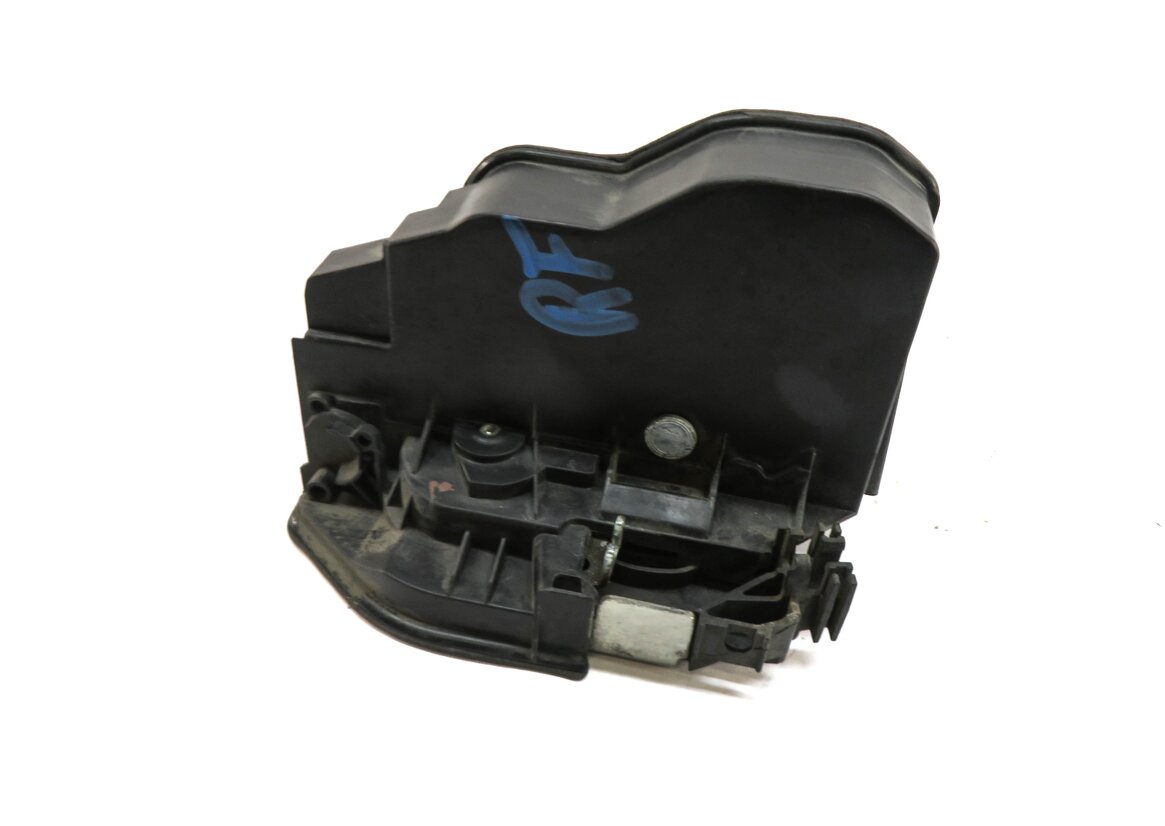 06-18 E87 F22 E90 F01 E60 F10 F06 F12 F13 E65 F04 E70 E71 RIGHT FRONT DOOR LATCH