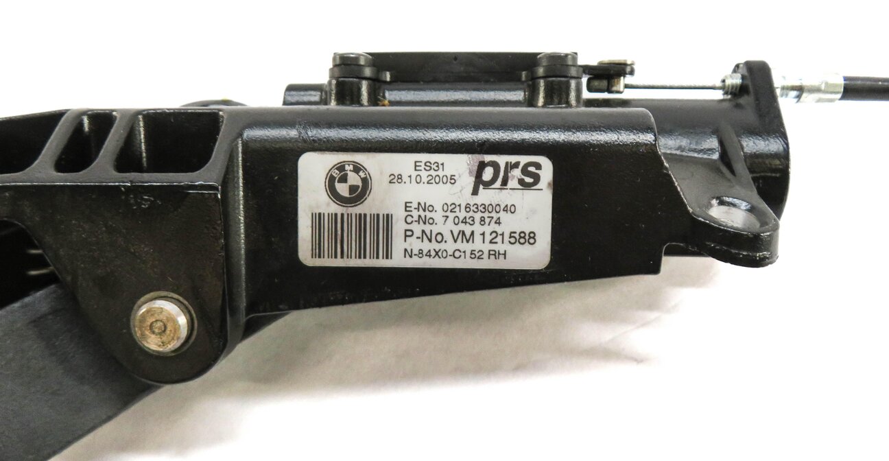 Thumbnail 5: 2006 BMW Z4 (E85) FRONT LEFT & RIGHT CONVERTIBLE TOP LATCH SET-2
