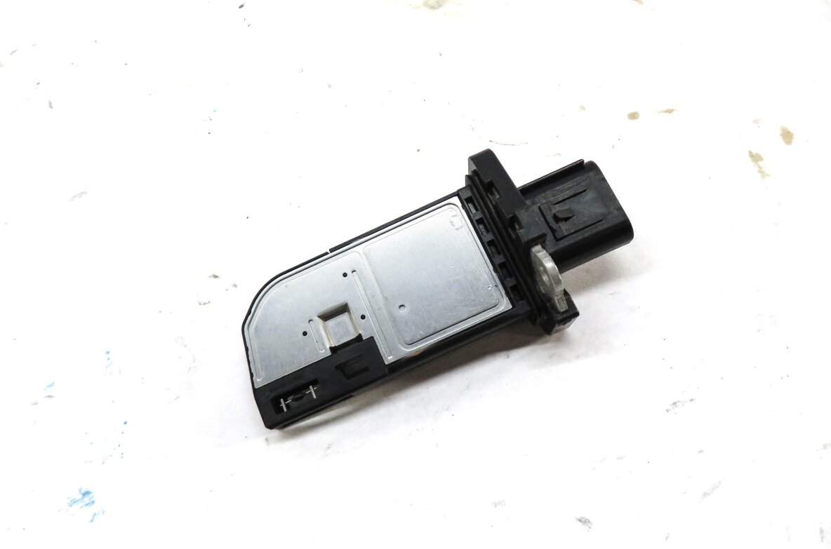 12-17 LAND ROVER LR2 EVOQUE DISCOVERY (L538 L550) 2.0L MASS AIR FLOW SENSOR MAF