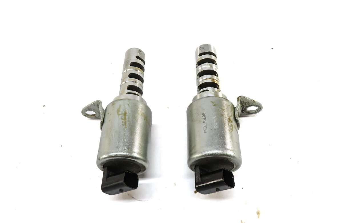 Thumbnail 2: 2015 RANGE ROVER EVOQUE (L538) 2.0L ENGINE VVT CAMSHAFT TIMING SOLENOID SET