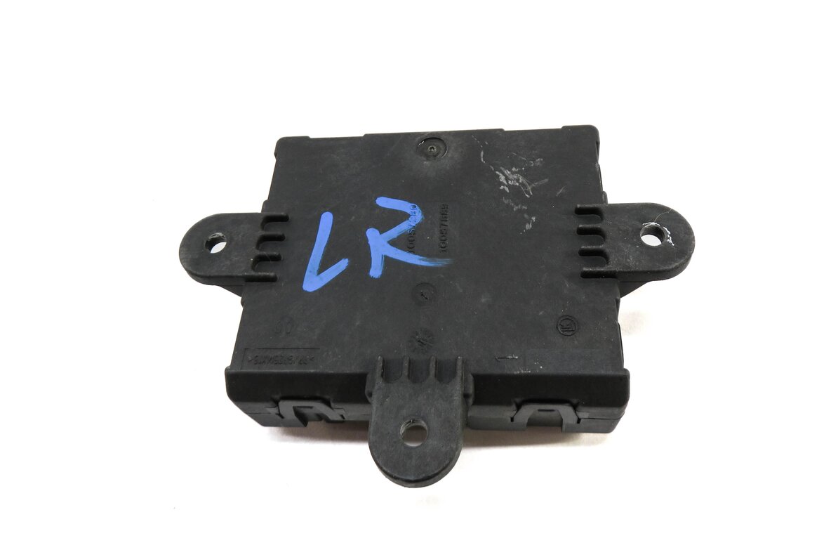 Thumbnail 3: 2015 RANGE ROVER EVOQUE (L538) LEFT REAR DOOR CONTROL MODULE