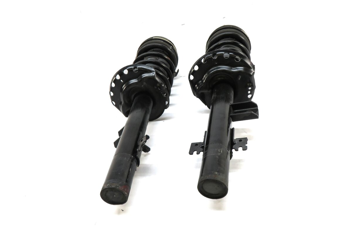 Thumbnail 2: 12-19 RANGE ROVER EVOQUE (L538) REAR LEFT & RIGHT SUSPENSION SHOCK STRUT SET-2