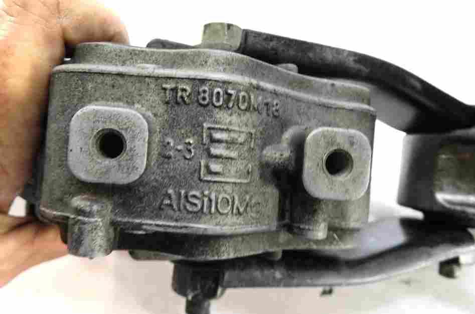 Thumbnail 6: 2015 RANGE ROVER EVOQUE (L538) 2.0T LOWER RIGHT ENGINE MOTOR SUPPORT MOUNT