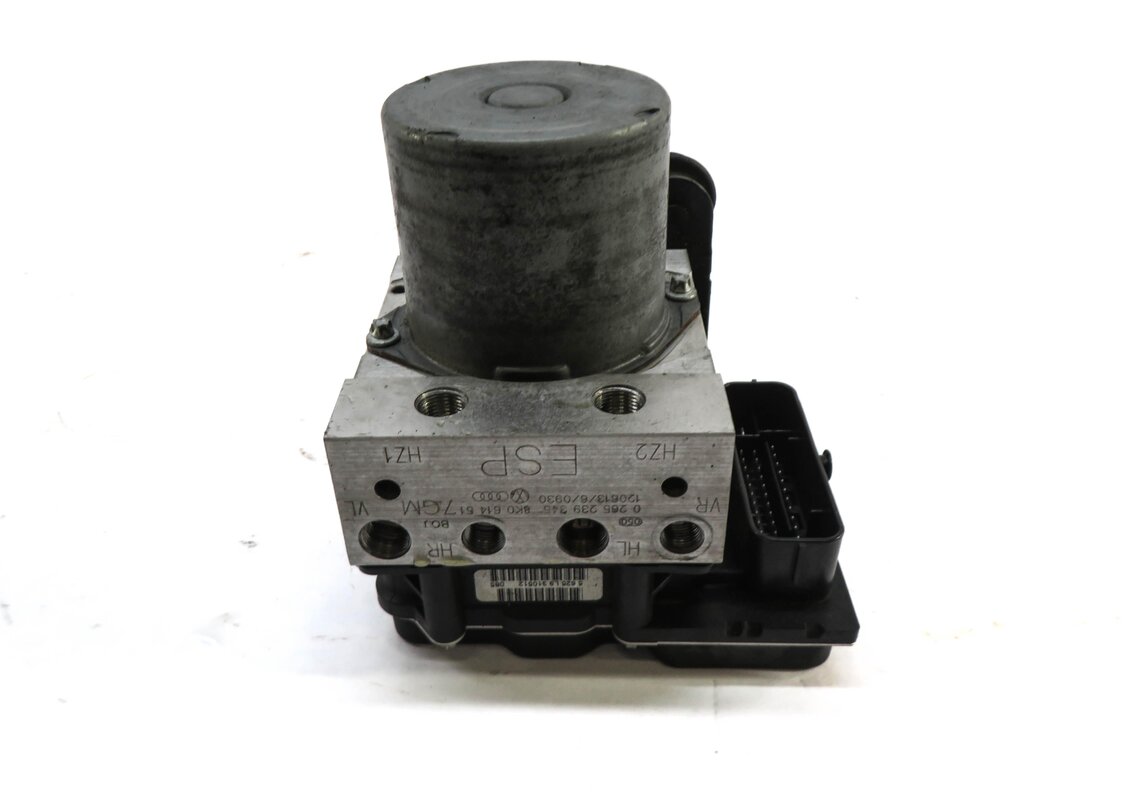 Thumbnail 2: 2013 AUDI A4 S4 A5 S5 (B8 8K 8T) QUATTRO AWD ABS ANTI LOCK BRAKE PUMP w/ MODULE