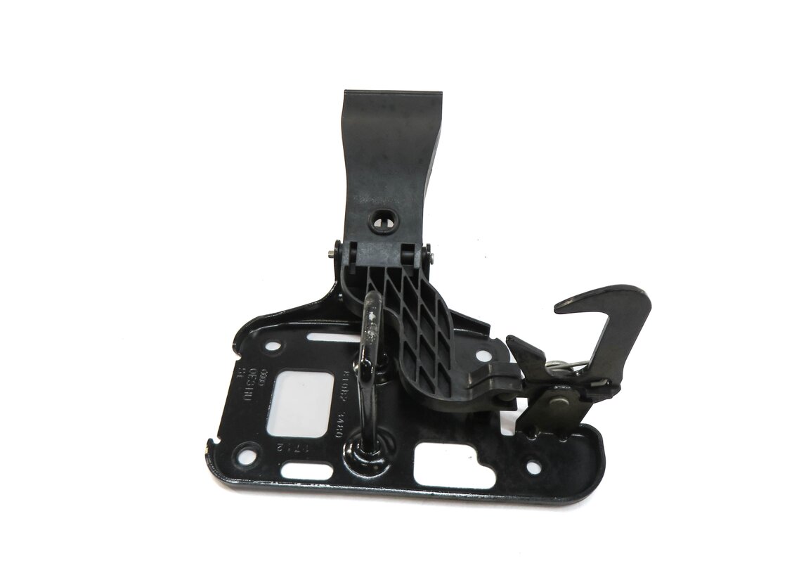 Thumbnail 2: 2013 AUDI S4 (B8 8K) FRONT HOOD SAFETY LATCH CATCH HOOK RELEASE LEVER