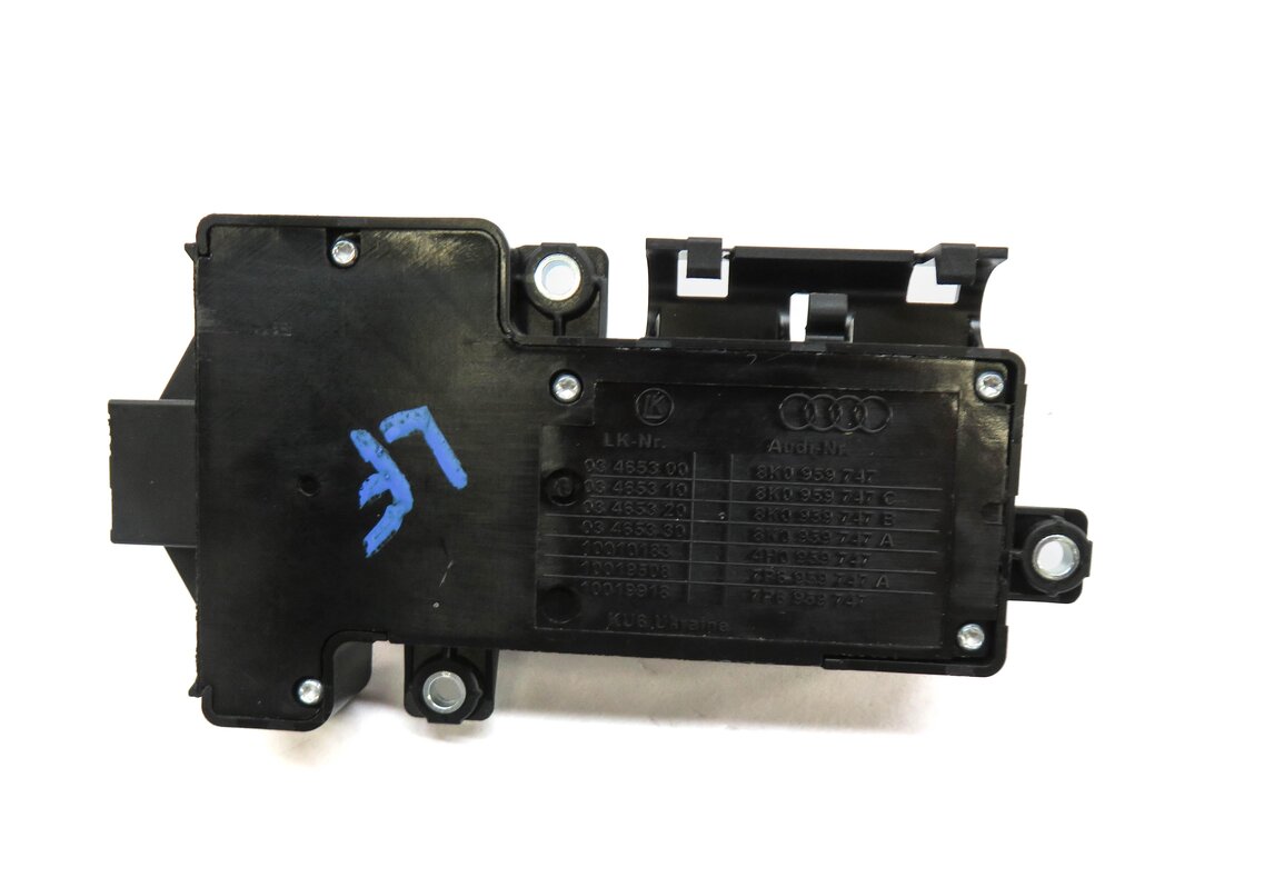 Thumbnail 6: 2013 AUDI S4 (B8 8K) LEFT FRONT DRIVER SEAT ADJUST ADJUSTMENT SWITCH BUTTON