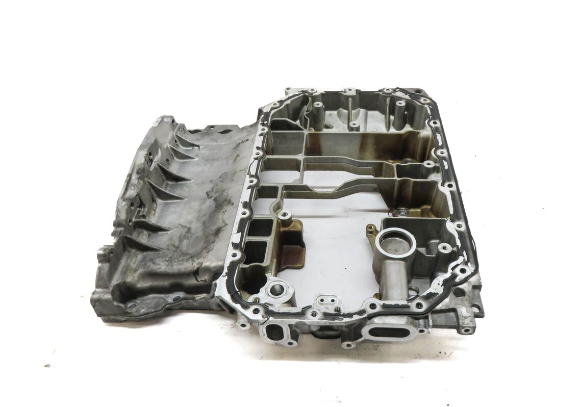 Thumbnail 5: 2013 AUDI S4 (B8 8K) 3.0L CGXC SUPERCHARGED ENGINE UPPER OIL PAN CRADLE