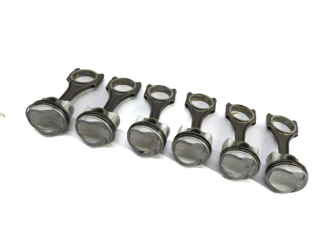 Thumbnail 1: 09-17 AUDI A6 A7 A8 Q5 Q7 S4 S6 Q5 TOUAREG - 3.0L SUPERCHARGED ENGINE PISTON SET