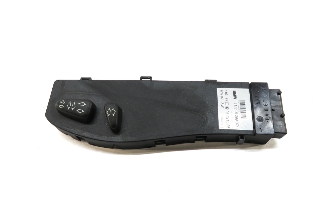 Thumbnail 3: 2003 BMW Z4 (E85) RIGHT FRONT PASSENGER SEAT ADJUSTMENT ADJUST SWITCH BUTTON