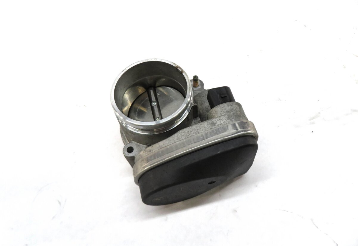 Thumbnail 1: 2001-2006 BMW Z4 Z3 X3 X5 330i 530i (E60 E46 E36 E85 E83 E53) 2.5L THROTTLE BODY