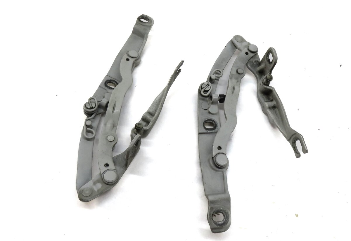 Thumbnail 4: 2003-2008 BMW Z4 (E85) ROADSTER - LEFT & RIGHT REAR TRUNK HINGE SET (SILVER 354)