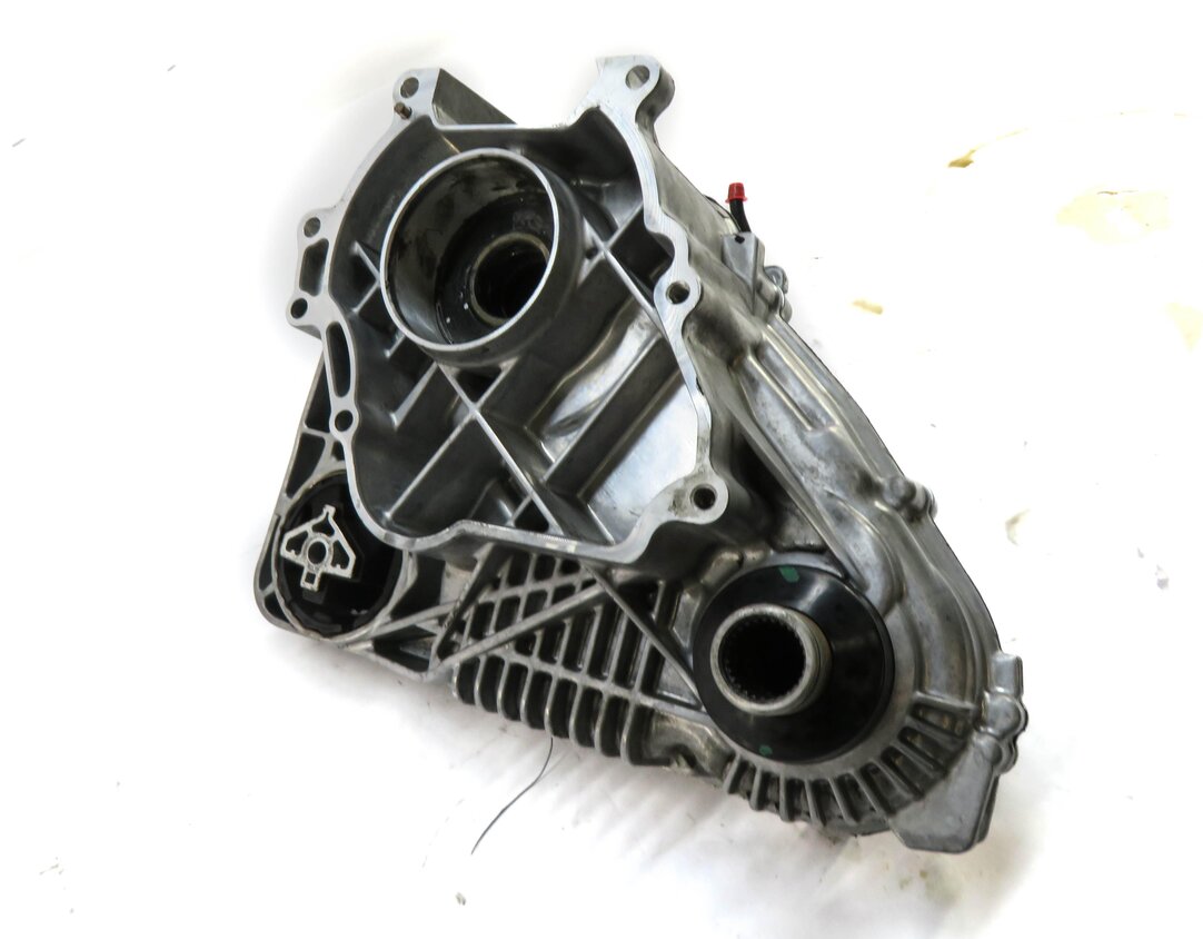 2013-2014 BMW X5 X6 (E70 E71) 4.4L - ATC 45L FRONT TRANSFER CASE w/o MOTOR