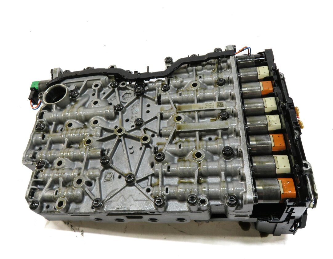 Thumbnail 5: 11-14 BMW X5 X6 (E70 E71) 4.4TT 8HP-70X AUTOMATIC TRANSMISSION A/T VALVE BODY