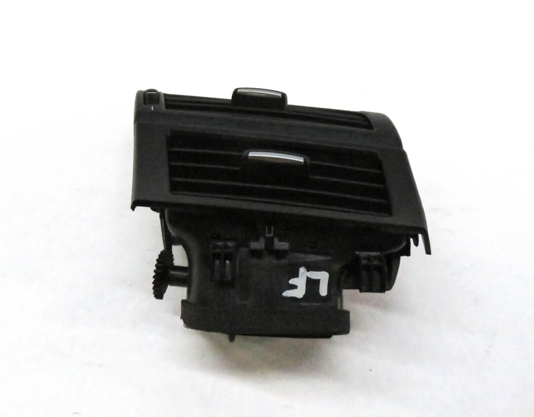 Thumbnail 3: 2013 BMW X5 (E70) LEFT FRONT DRIVER DASH OUTER HEATER A/C AIR VENT