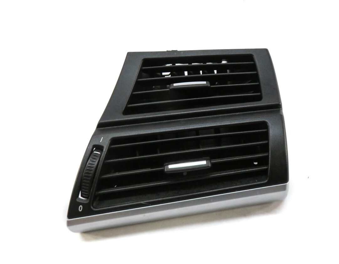 Thumbnail 2: 2013 BMW X5 (E70) RIGHT FRONT PASSENGER DASH OUTER HEATER A/C AIR VENT