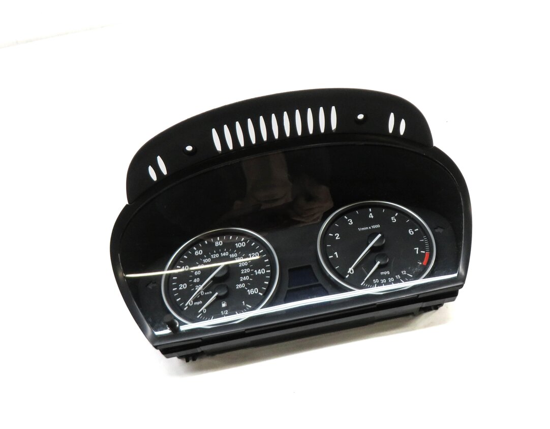 Thumbnail 1: 2011-2013 BMW X5 3.0L TURBO / 4.4L TWIN TURBO SPEEDOMETER GAUGE CLUSTER (132k)