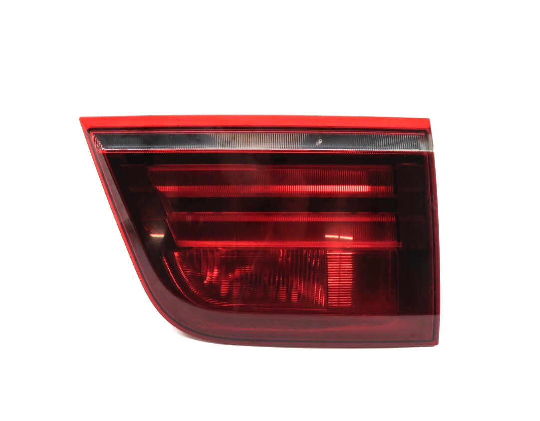 Thumbnail 3: 11-13 BMW X5 X5M (E70) RIGHT PASSENGER INNER TAILLIGHT LIGHT LAMP (INCANDESCENT)