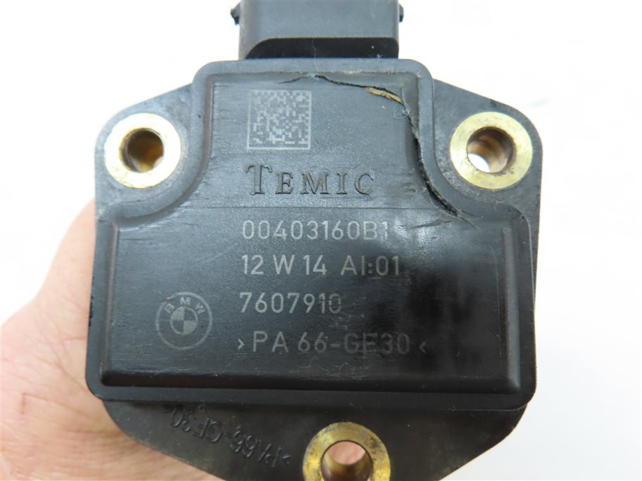 Thumbnail 5: 13 BMW X5 SUV (E70) 4.4TT (N63) ENGINE MOTOR OIL FLUID LEVEL SENSOR MODULE