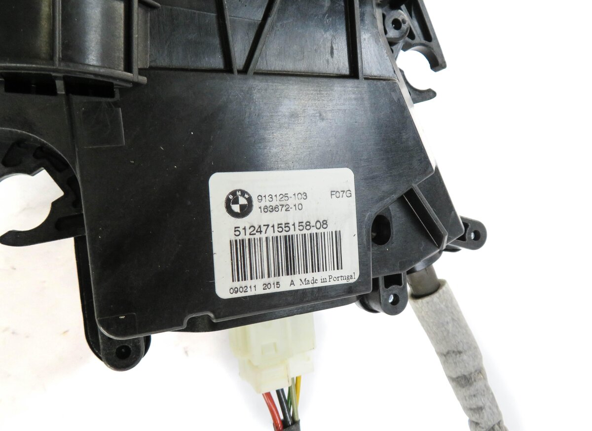Thumbnail 5: 2011 BMW 550iGT (F07) REAR LOWER TRUNK LOCK LATCH ACTUATOR w/ SOFT CLOSE MOTOR
