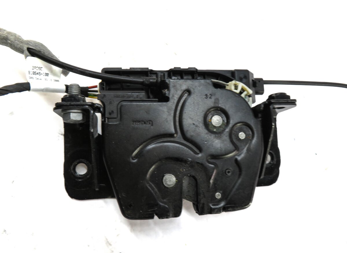 Thumbnail 6: 2011 BMW 550iGT (F07) REAR LOWER TRUNK LOCK LATCH ACTUATOR w/ SOFT CLOSE MOTOR