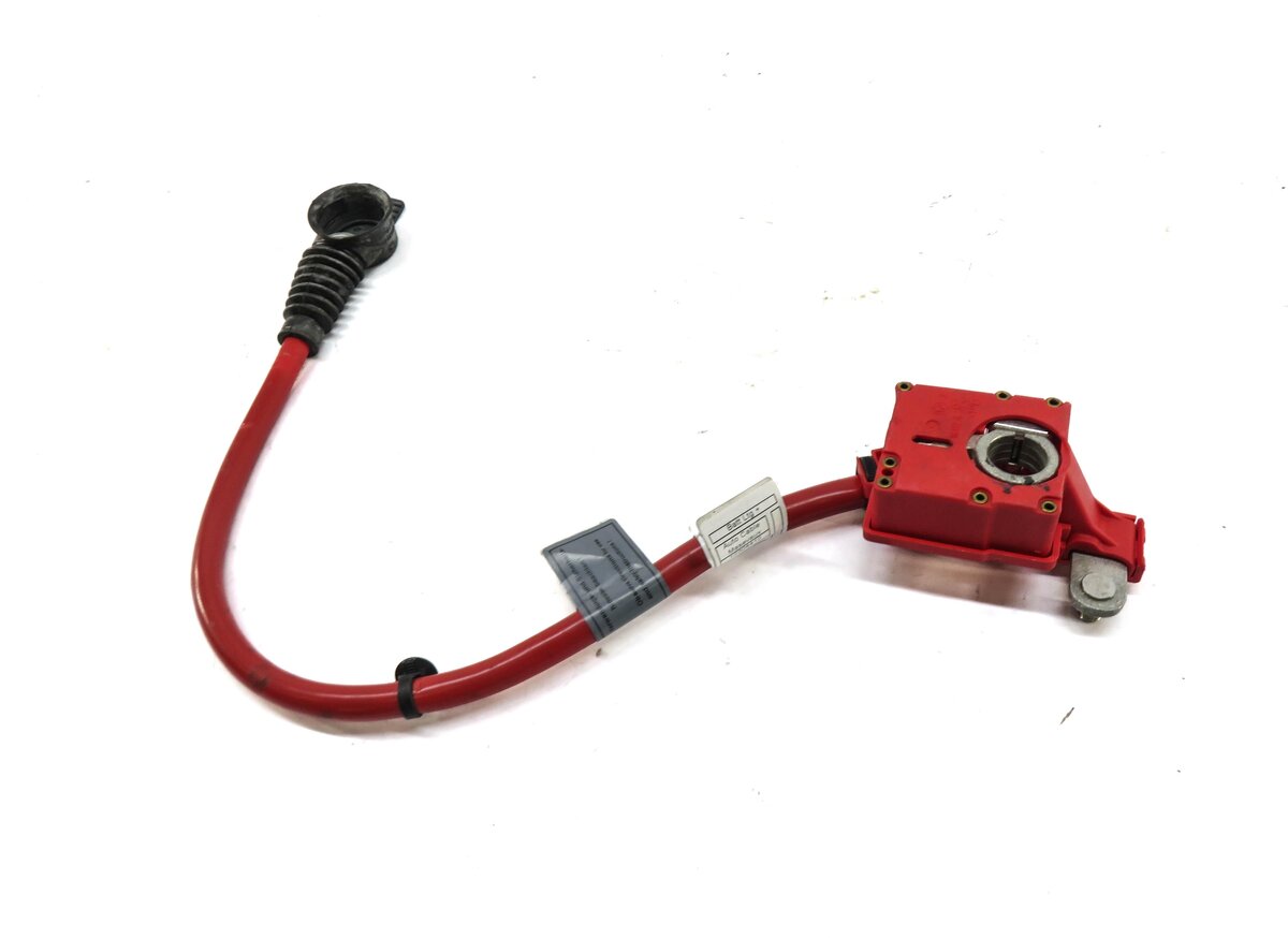 Thumbnail 3: 2011 BMW 550iGT (F07) POSITIVE BATTERY CABLE TERMINAL SRS