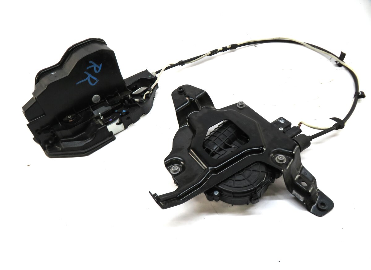 Thumbnail 2: 2010-2017 BMW 535iGT 550iGT (F07) RIGHT REAR DOOR SOFT CLOSE DOOR LOCK LATCH