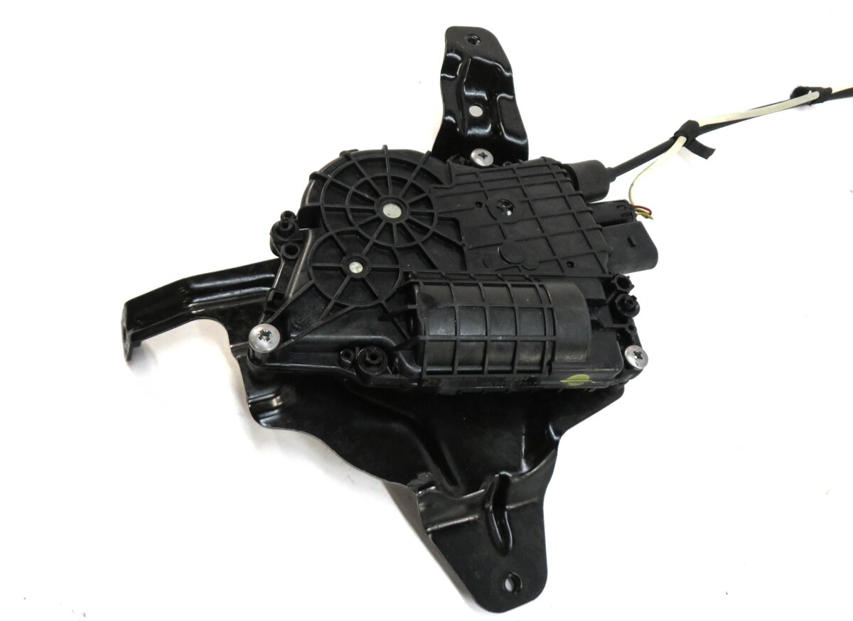 Thumbnail 4: 2010-2017 BMW 535iGT 550iGT (F07) RIGHT REAR DOOR SOFT CLOSE DOOR LOCK LATCH