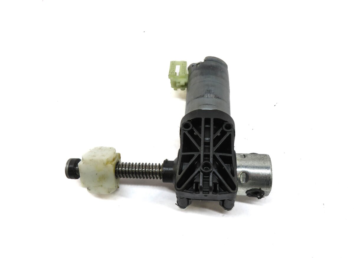 Thumbnail 7: 2011 BMW 550iGT (F07) LEFT FRONT DRIVER POWER SEAT ADJUSTMENT ADJUST MOTOR SET